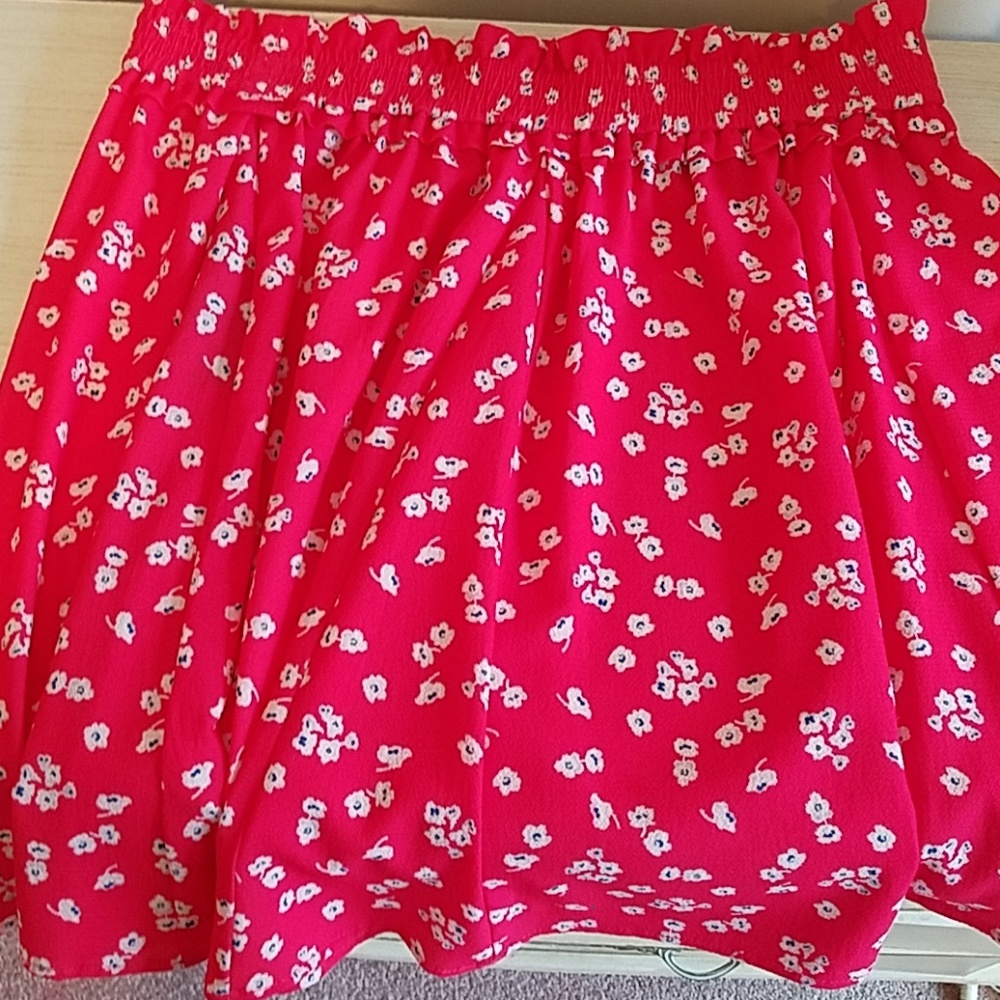 Last call! NWT French Connection skirt